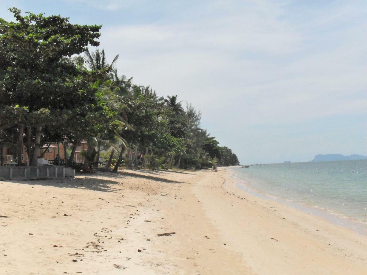 Beachfront Villa, Bang Po Ban Bang Po Exterior foto